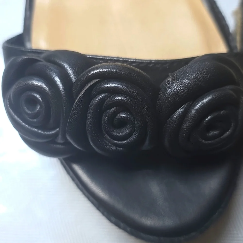 🌸Kate Spade Black and Tan Espadrille Wedges‎ 6.5